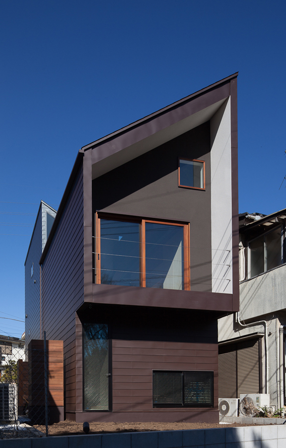 細長い 土地 に 家 を 建てる