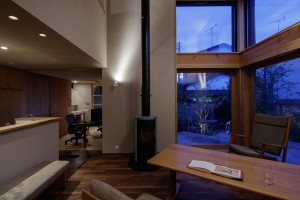 高級感あふれるシックなデザイン住宅　M様邸