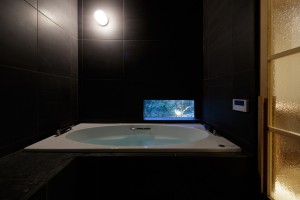 高級感あふれるシックなデザイン住宅　M様邸
