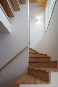 白を基調としたスタイリッシュなデザイン住宅　Ｎ様邸