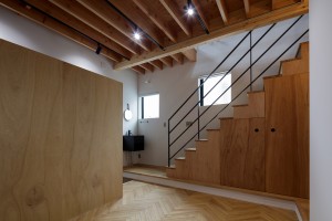 白を基調としたシェッドルーフのデザイン住宅　Ｍ様邸