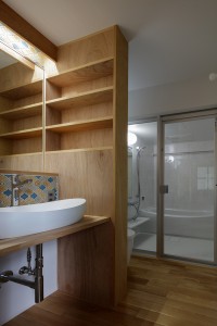白を基調としたシェッドルーフのデザイン住宅　Ｍ様邸