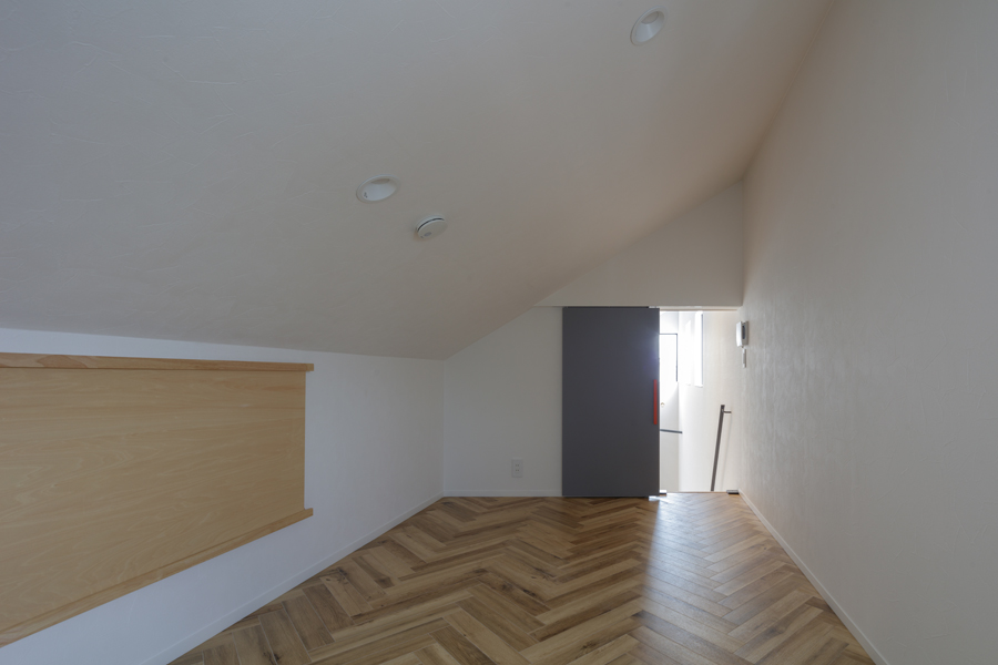 屋根裏部屋