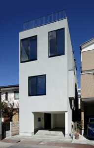 シンプルで洗練された3階建てデザイン住宅 I様邸