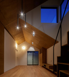 勾配天井が印象的な洗練されたデザインのお家 大田区N様邸　