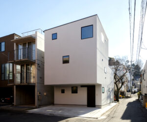 キュービックな外観の内に広がるモダンな住空間 G様邸