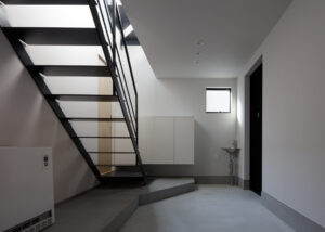 キュービックな外観の内に広がるモダンな住空間 G様邸