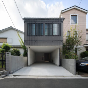 薪ストーブとルーフテラスでホテルライクなデザイン住宅 T様邸
