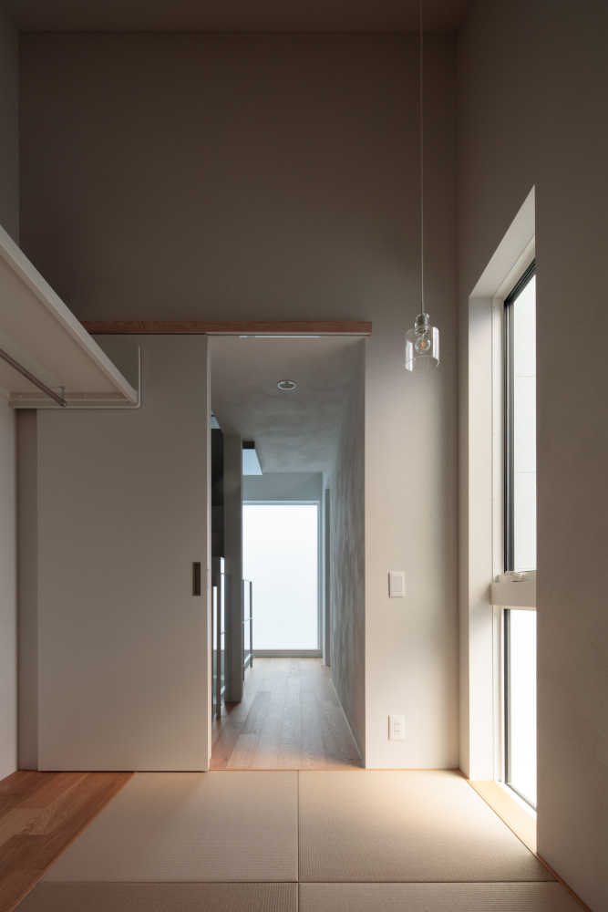 和モダンな居室