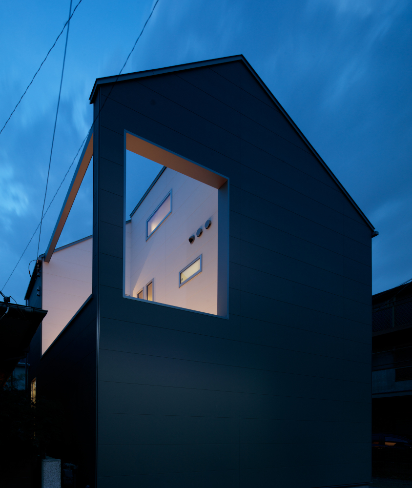 外観（夜）
