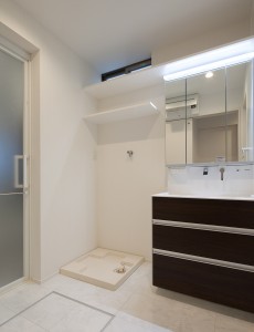 デザイン住宅・和室のあるモダンな間取りの２階建て住宅　Ｔ様邸