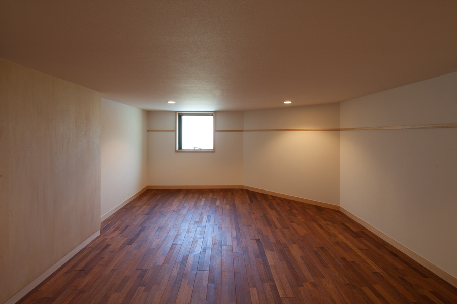 小屋裏収納