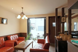 店舗兼住宅：カフェが併設されたデザイン住宅　狛江市Ｙ邸