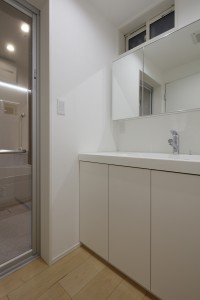 3階建て二世帯住宅　サブキッチン・ロフト付きモダン住宅　K様邸
