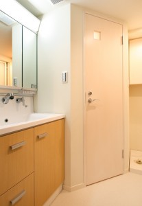 マンションリフォーム：こだわりの壁面収納と、自由な間取り変更で快適な住みを実現